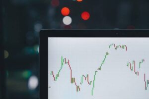 profil risk analyst